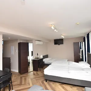 Dukes - Wita Stwosza Apartament Wrocław