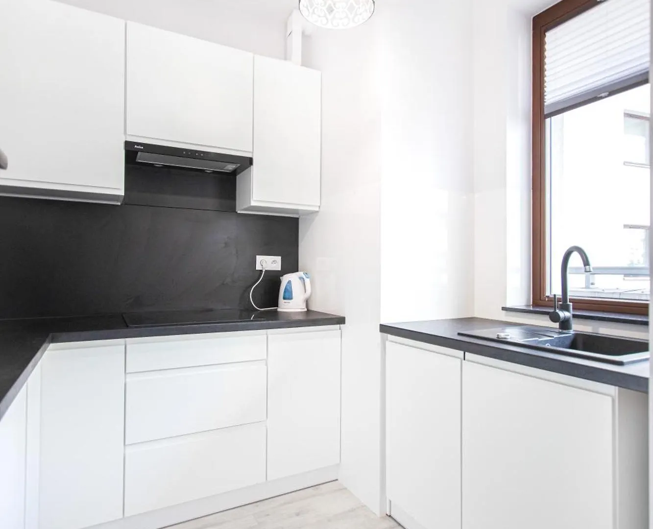 Lovely Studio Close To The Center. Free Parking Warsaw 0*,