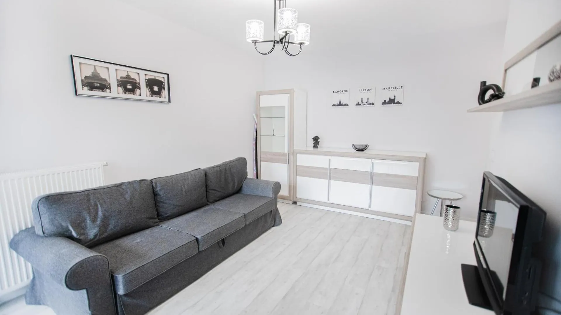 Lovely Studio Close To The Center. Free Parking Warsaw Poland